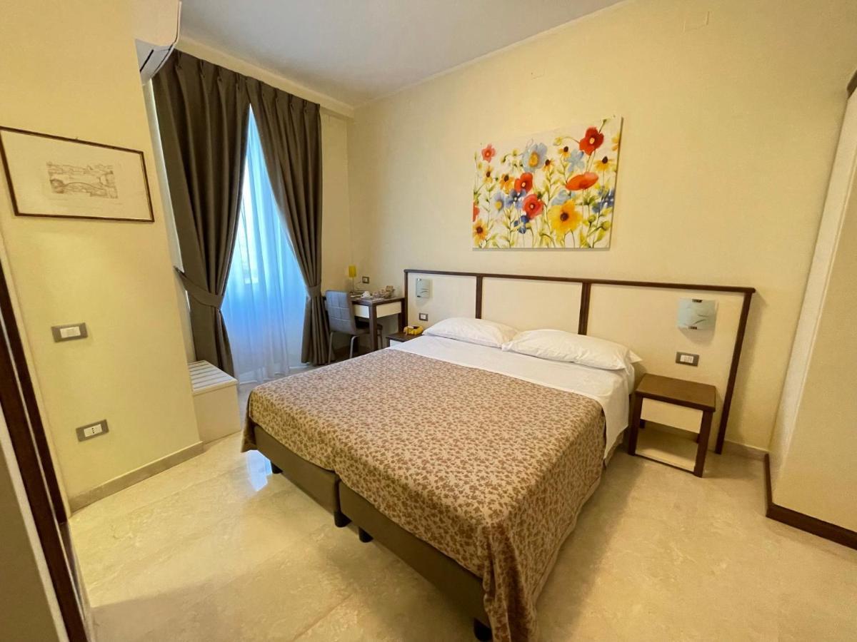 B&B Ponte Capograssi Сульмона Экстерьер фото