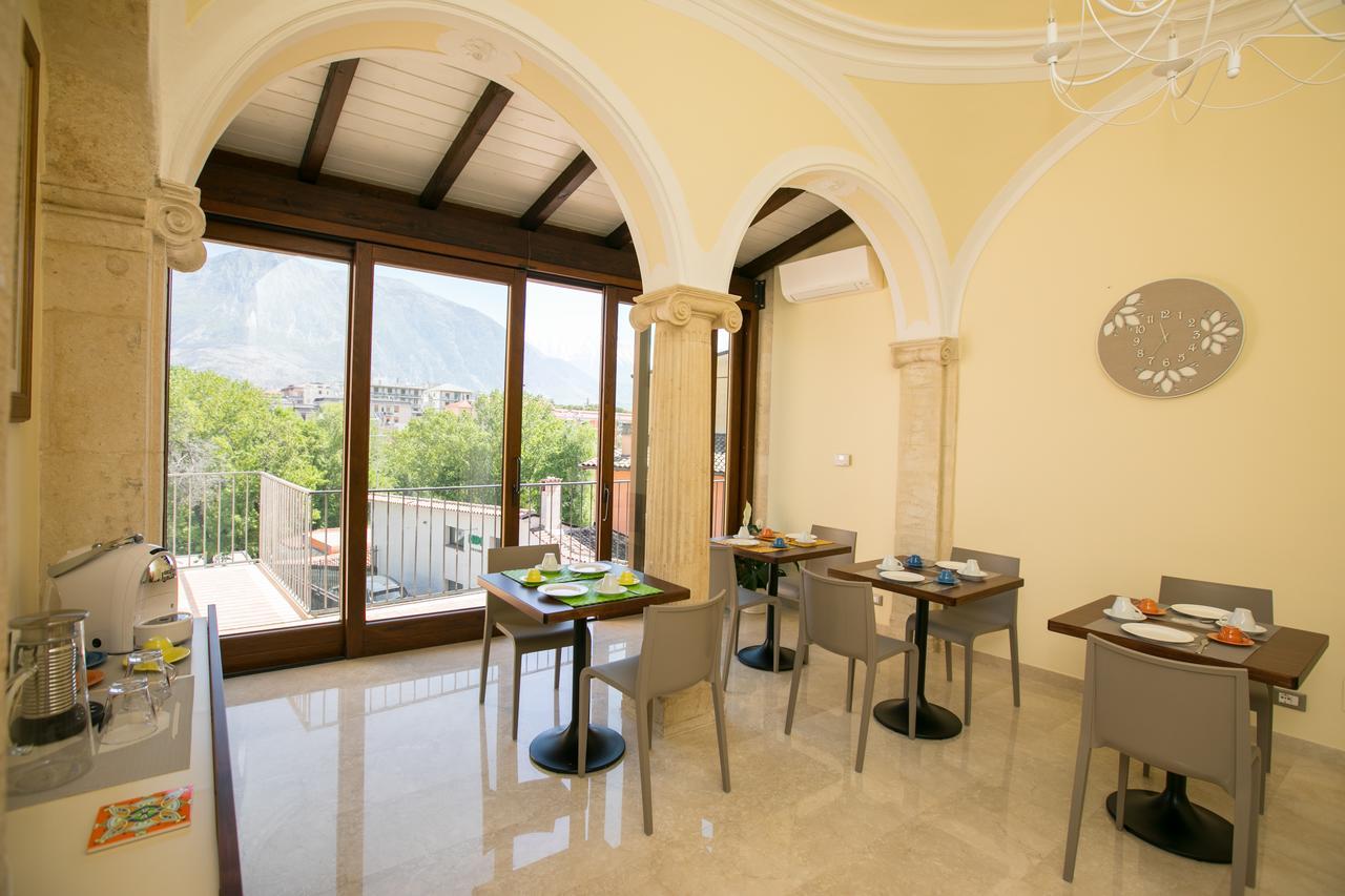 B&B Ponte Capograssi Сульмона Экстерьер фото