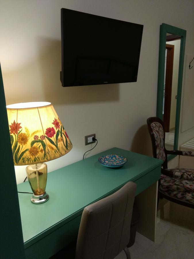 B&B Ponte Capograssi Сульмона Экстерьер фото